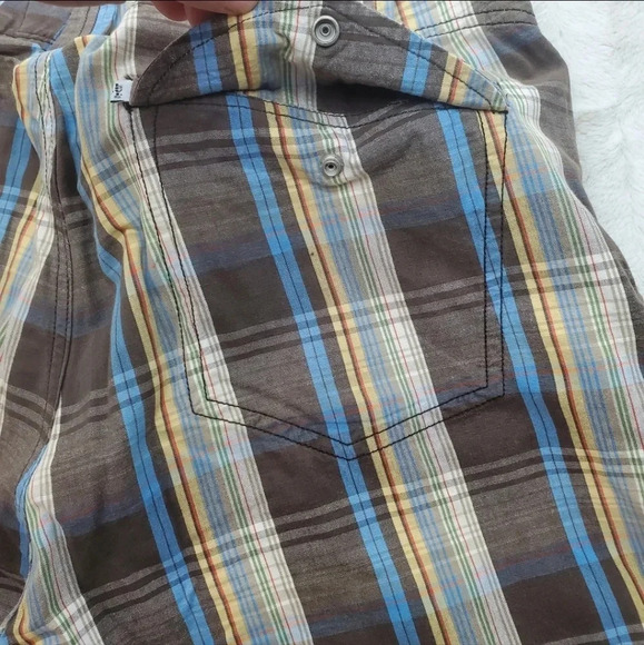 Levi's Men's  Shorts Brown Blue Check Flat Front HQ Size 36 Actual 37 - Picture 12 of 13